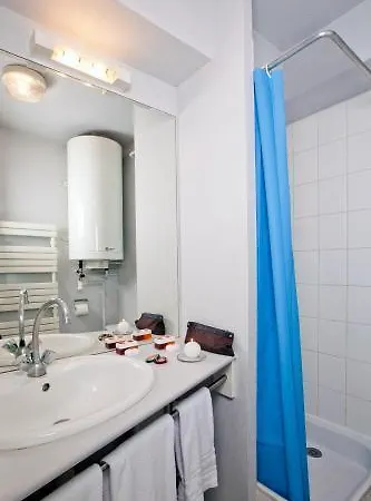 Apartmanhotel Sejours & Affaires De L'yser 2*